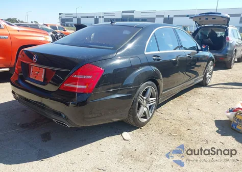 2013 Mercedes-Benz S 550 из США, поврежденный, VIN WDDNG7DB4DA514848